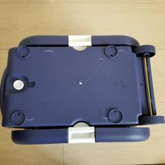 【新品未使用】テーブル・チェア付きクーラーボックス 30Lの画像