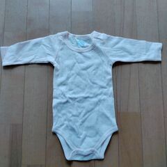 コンビの長袖下着70　新品未使用の画像