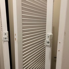 【交渉中】【要修理】パーテーション4連の画像