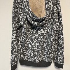 ディズニー　パーカーの画像