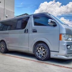 200系　ハイエース　純正ヘッドライト　左右セット！の画像