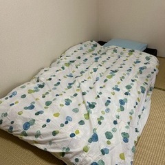 【交渉中】【値下げ！】ソファーベッドとシングル掛け布団セットの画像