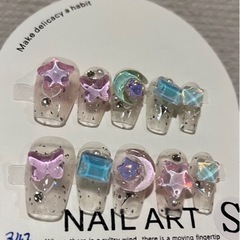 ネイルチップ完成品各種　接着剤・解膠剤付き！の画像