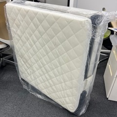 未使用品 折りたたみ ベッド ホワイト 一人暮らし オフィス備品の画像