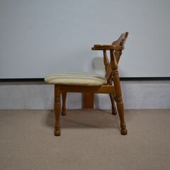 椅子4脚の画像