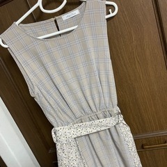 夏服 花柄ワンピースの画像