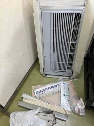 コロナ　窓用エアコン　CW-F1620BK  冷房専用