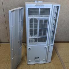 【窓用エアコン】コロナCW-F1622　本体と延長パネル付きの画像