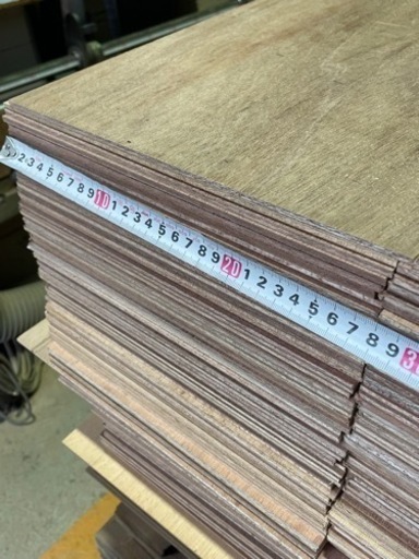 倉庫・納屋などの壁や天井に！　DIY 用カット合板１００枚