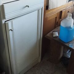 スリムな茶箪笥、隙間家具、４５ｘ３５ｘ１７６の画像