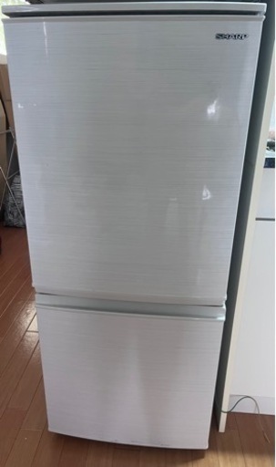 取説付　SHARP 137L 冷蔵庫