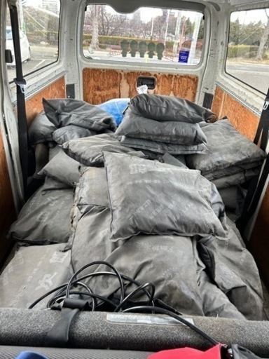 床下調湿剤　買ったら高いです