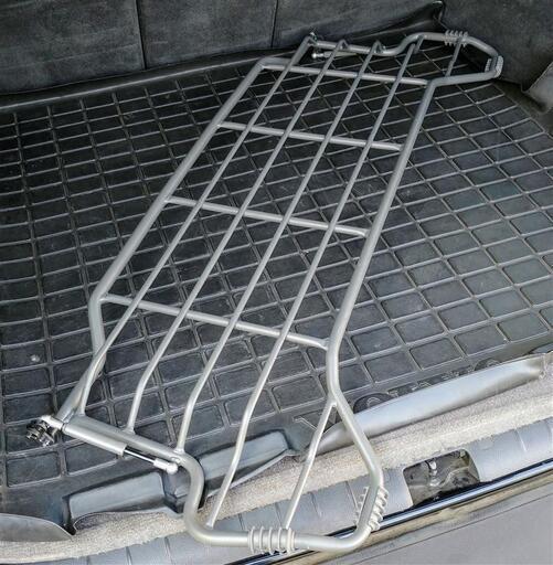 【取引中】VOLVO SB系 V70&XC70 純正オプション ドッグゲート