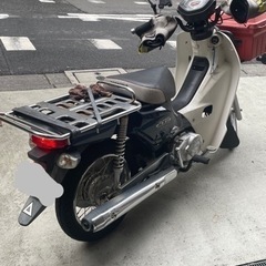 ホンダスーパーカブAA04走行5.5千km 自賠責令和9年の画像