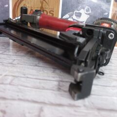 ★値下げ★ MAX　マックス　HS-50A/KB5TO　スーパーネイラ　ケース/保護メガネ付き　【ハンズクラフト宜野湾店】の画像