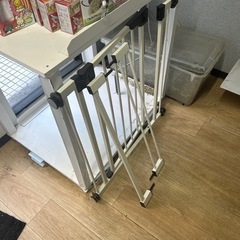 無料 ベビーゲート ペットゲート 譲ります 動物 用品