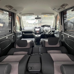 H24年式☆月々1.2万円〜分割払い可❗️車検2年付き！日産 セレナライダー☆8人乗り☆日産純正ナビ付き☆走行中DVD観れます☆ETC付き☆バックカメラ付き☆ウィンカーミラー☆両側電動スライドドア☆事故修復歴無し☆ドラレコ付きのフル装備☆車内広々三列シート‼️の画像