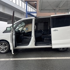 H24年式☆月々1.2万円〜分割払い可❗️車検2年付き！日産 セレナライダー☆8人乗り☆日産純正ナビ付き☆走行中DVD観れます☆ETC付き☆バックカメラ付き☆ウィンカーミラー☆両側電動スライドドア☆事故修復歴無し☆ドラレコ付きのフル装備☆車内広々三列シート‼️の画像