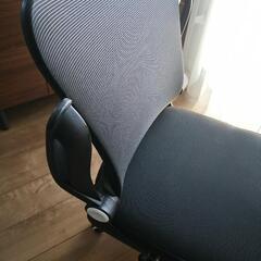 オフィスチェアの画像