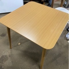 アース若松町倉庫　DCMダイニングテーブル家具 オフィス用家具 机