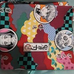 鬼滅の刃　100×100赤②