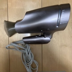 やり取り中※パナソニック　ドライヤー　ナノイーノ