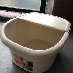 フットバスバケツ　足湯　お風呂用品
