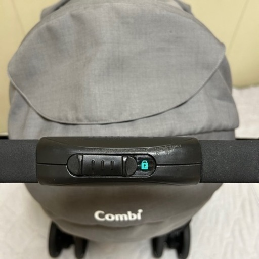 combi コンビ チャイルドシート ベビーカー