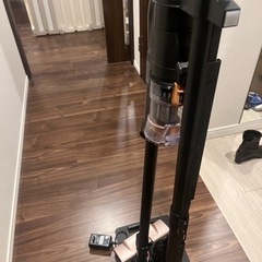 【ジャンク品】日立の掃除機とスタンドの画像
