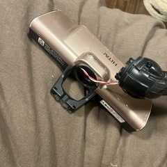 【ジャンク品】日立の掃除機とスタンドの画像