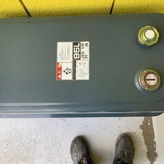 石油ストーブ、石油ボイラーの燃料タンク９５Lの画像