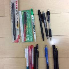 ①筆記用具いろいろ 計１６本＋②ユニボールシグノ替え芯（0.38...