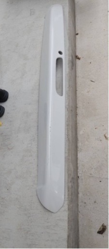 ハイエースリアウィング