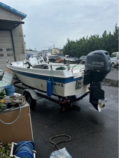 ボート　船　小型船舶　ボートトレーラー