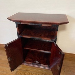 高級材 本漆棚 南部鉄金具 美品 百貨店購入 定価30万円 ( 36 x 70 x 75 cm )
