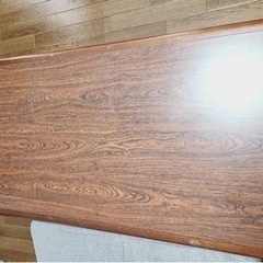 センターテーブル