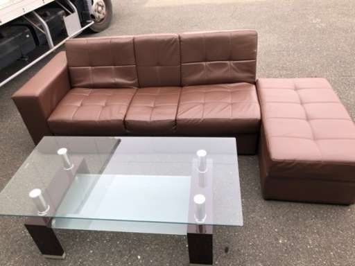 福岡市内配送無料　4人掛けソファ
