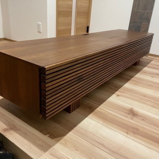 高級テレビボード　オシャレ　木製