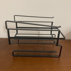 キッチン吊り戸棚下ラック　ペーパーホルダー