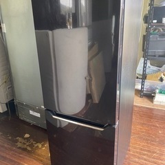 北九州市内配送無料　保証付き　HR-D15AB 冷蔵庫 パールブラック [2ドア /右開きタイプ /150L]