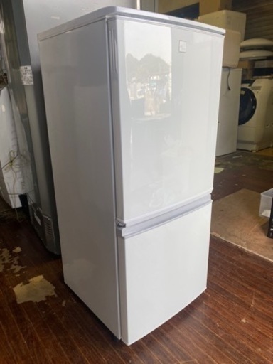 北九州市内配送可能シャープ 137L 2ドアノンフロン冷蔵庫 keyword キーワードホワイト SJ14E5KW 
