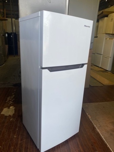 北九州市内配送無料　保証付き　2021年　ハイセンス 小型 冷蔵庫 幅48.1cm 120L ホワイト HR-B12C 2ドア 右開き 耐熱天板 静音