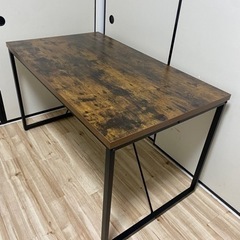 【美品ダイニングテーブル】欲しい方どうぞ。