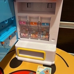 アンパンマン　自動販売機の画像