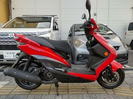 ヤマハ　シグナスＸ　ＳＲ　国内３型・バッテリー・ブレーキパッド新品