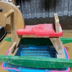 木製 馬が前後にゆらゆら動くやつ(無料‼️)