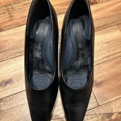 靴 ローファー
