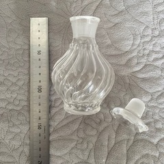 ガラスの醤油差し　の画像