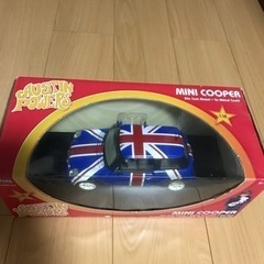 オースティンパワーズ　ミニクーパー　1/18の画像