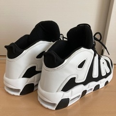 （決定済み）【新品未使用】スニーカー【27.5cm】の画像